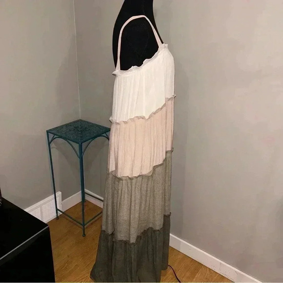 Blu Pepper Maxi  Dress - Picture 3 of 8